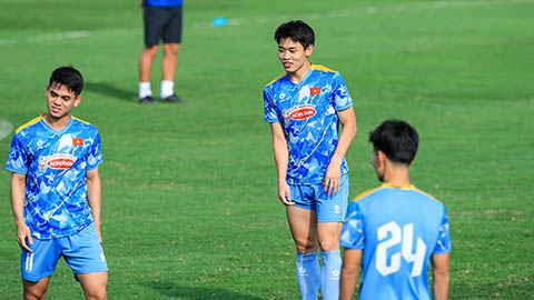 Cầu thủ đầu tiên lên tiếng ủng hộ Đình Bắc giành Quả bóng vàng Việt Nam